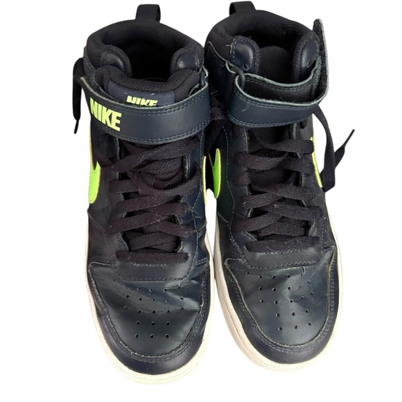 Nike Court Borough Mid 2 Gs Basketball Hook & Loop Leather Upper Sneakers 5Y - Picture 5 of 7